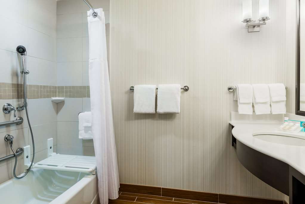 Hilton Garden Inn Wayne Zimmer foto
